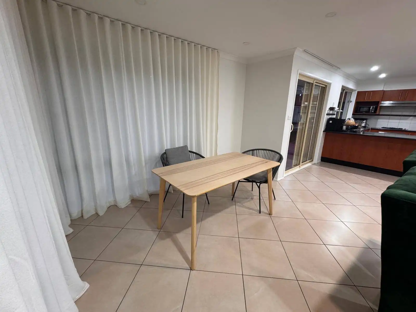 طراحی داخلی سالن